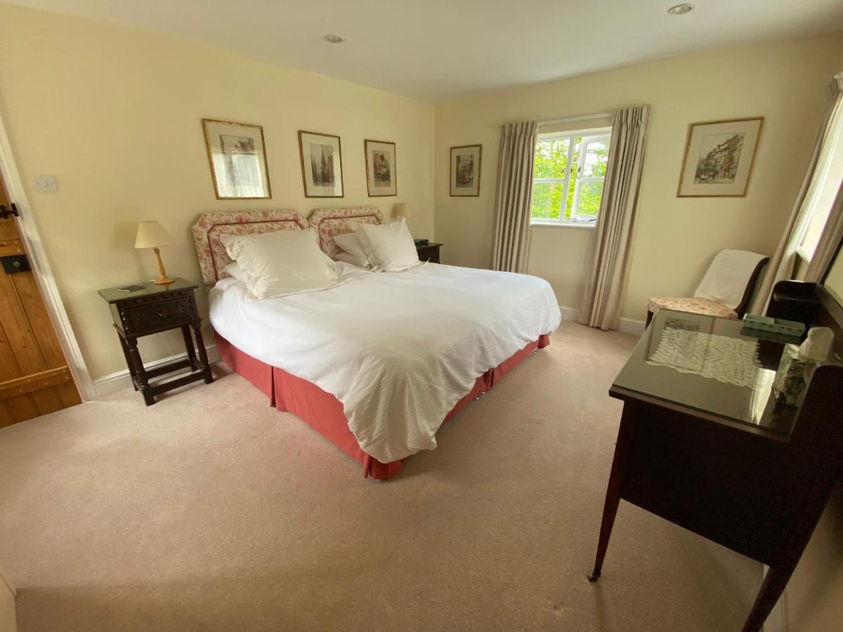 Oke Apple Cottage Shillingstone Exterior photo